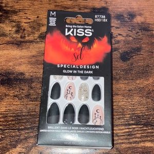 Kiss Special Design nails